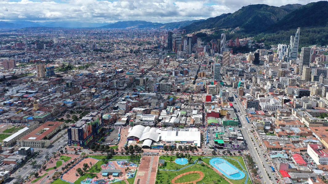 Toma aérea del Centro Internacional de Comercio Mayorista San Victorino