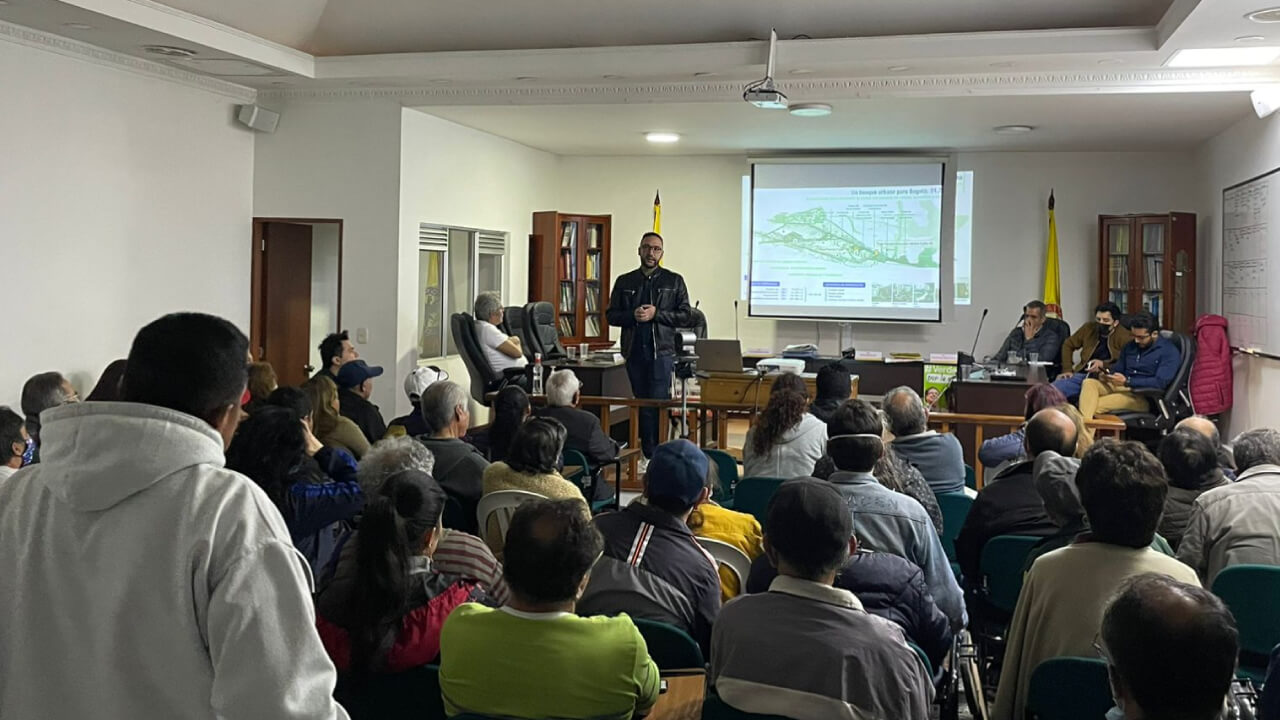 Presentación del Plan Parcial Calle 24 a los propietarios del barrio Santa Fe