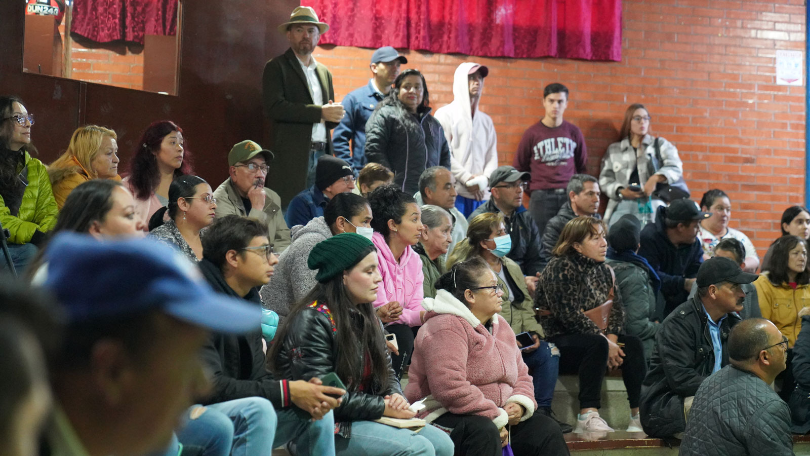 Rendimos cuentas a vecinos, habitantes y moradores de los sectores  en donde se construirán dos Manzanas del Cuidado 