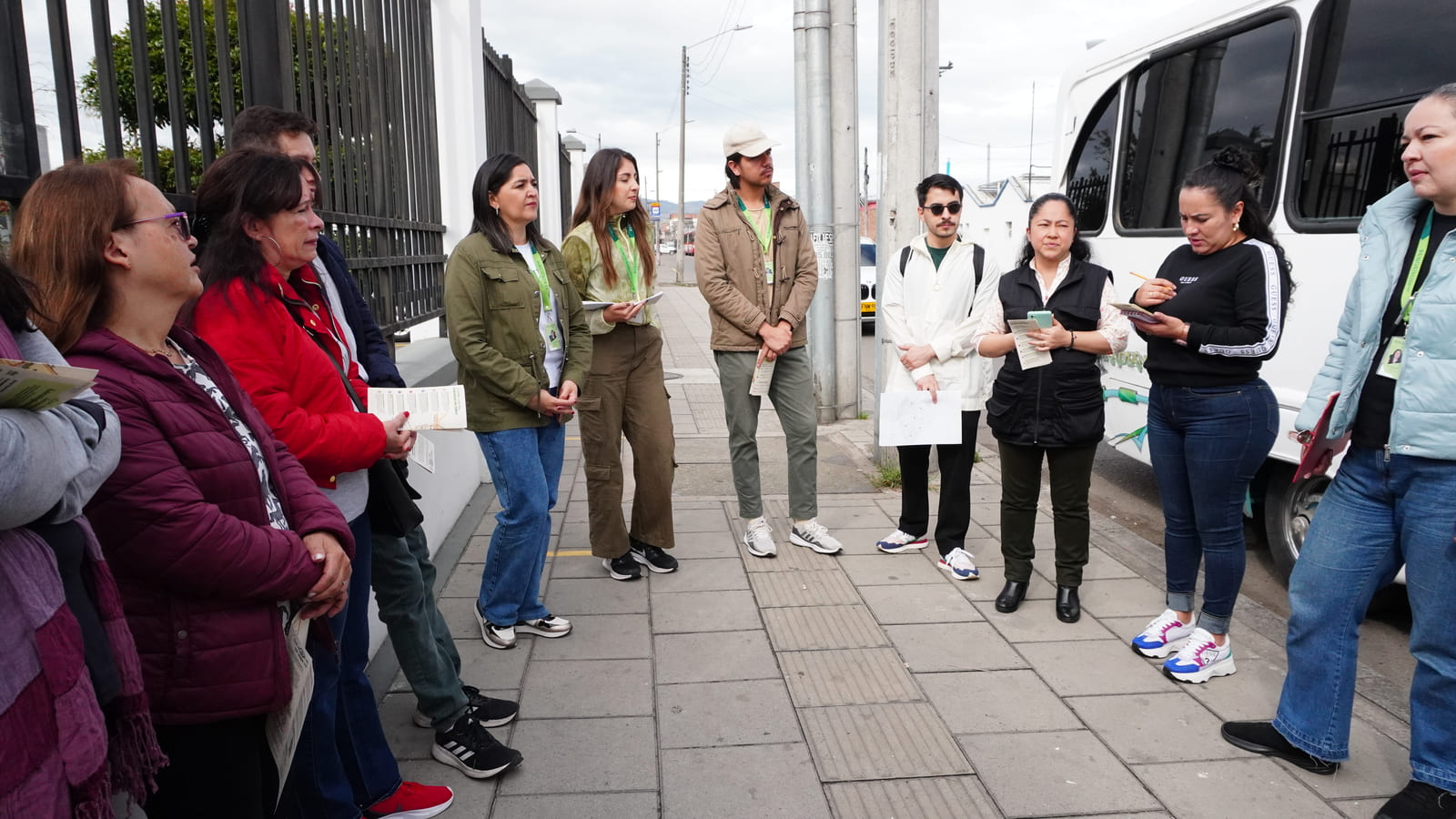 Líderes de Puente Aranda conocen las apuestas de renovación urbana para ZiBo