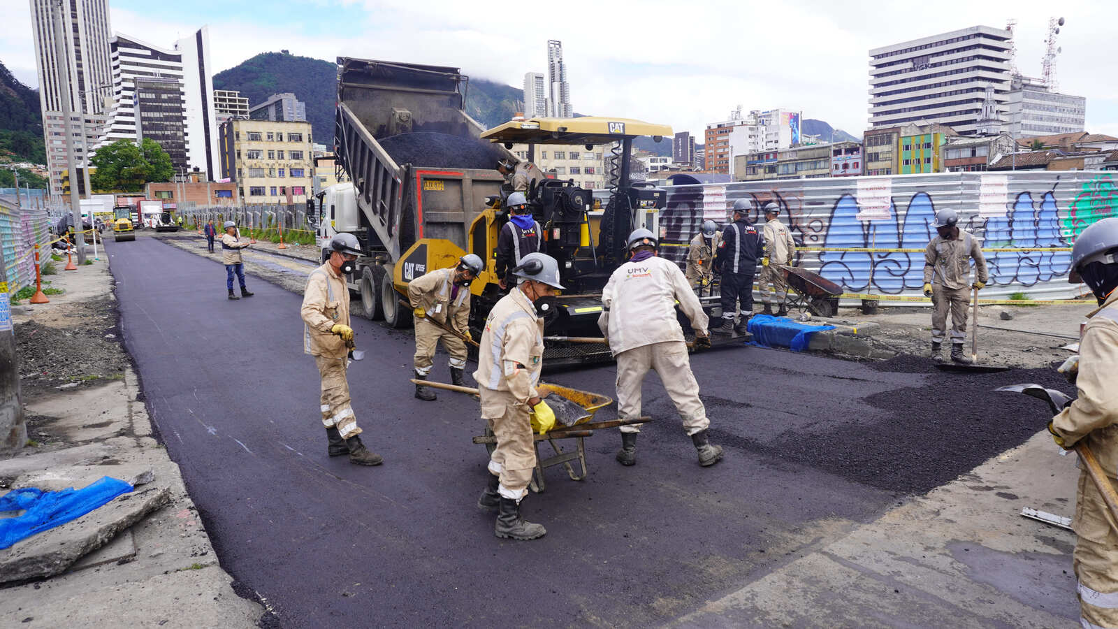 Urbanismo Temporal en la calle 26 está demostrando su efectividad en la transformación del centro de Bogotá