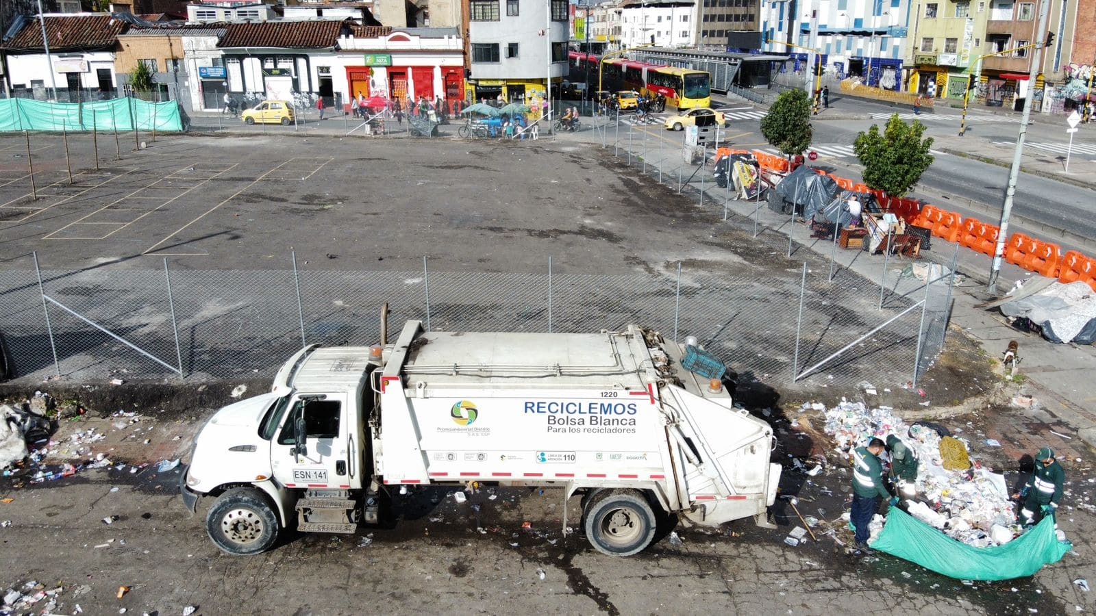 Urbanismo Temporal en la calle 26 está demostrando su efectividad en la transformación del centro de Bogotá